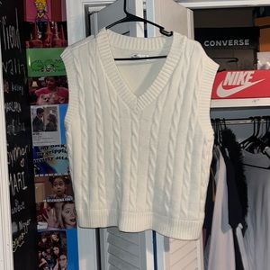 Hollister white Sweater vest